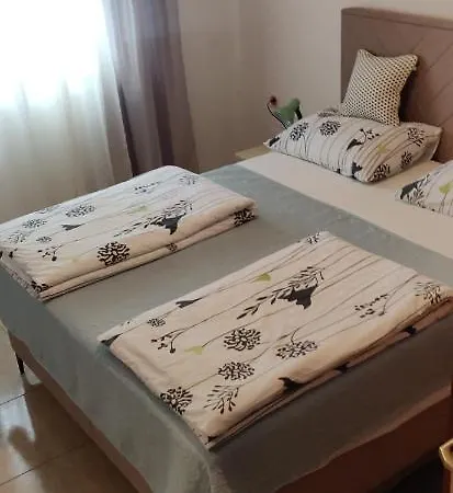 Apartment House Lucija *