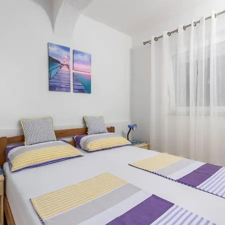 House Lucija * 波雷奇