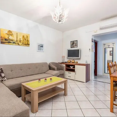 公寓 House Lucija *