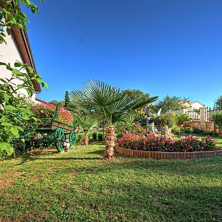 公寓 House Lucija 波雷奇