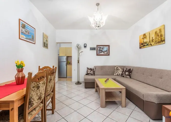 House Lucija Апартаменты